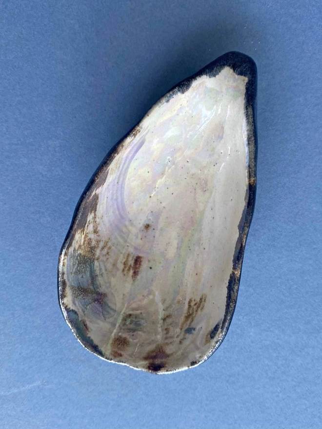 Ceramic Mussel Shell Pinch Pot