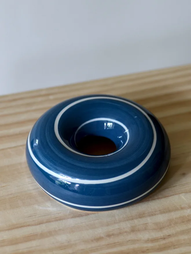 Avocado Planter Blue & White Handmade porcelain avocado planter with carved blue pattern, designed to hold an avocado seed for sprouting