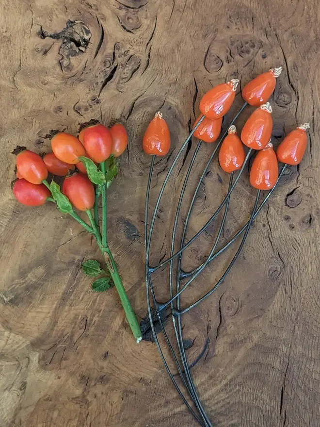 Ceramic Rosehip Flowers (Set Of 2 Stems 4 Berries)