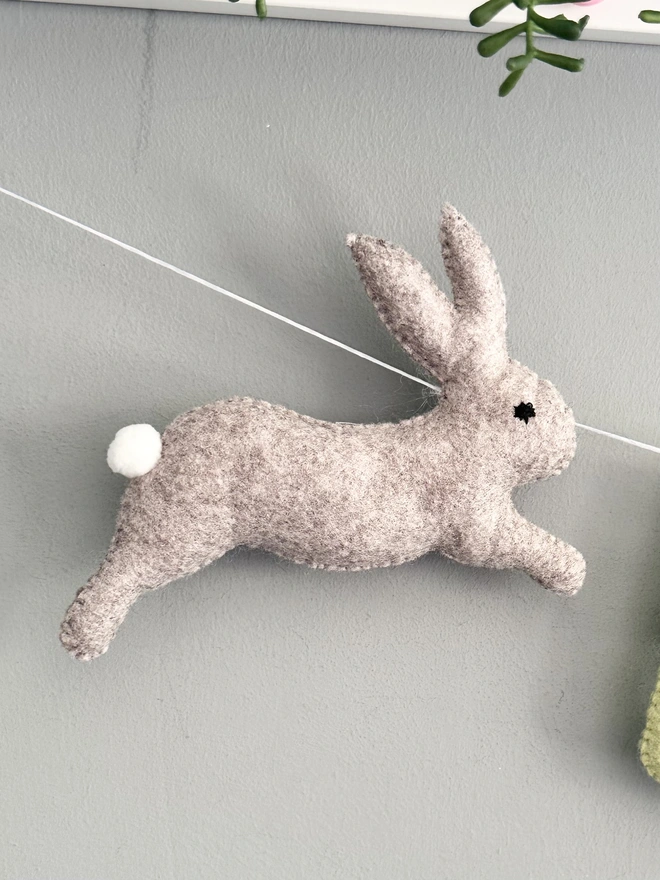 Personalised Name Garland with Bunnies, child’s name banner hanging, nursery decoration, baby gift, kids bunting, playroom decor 