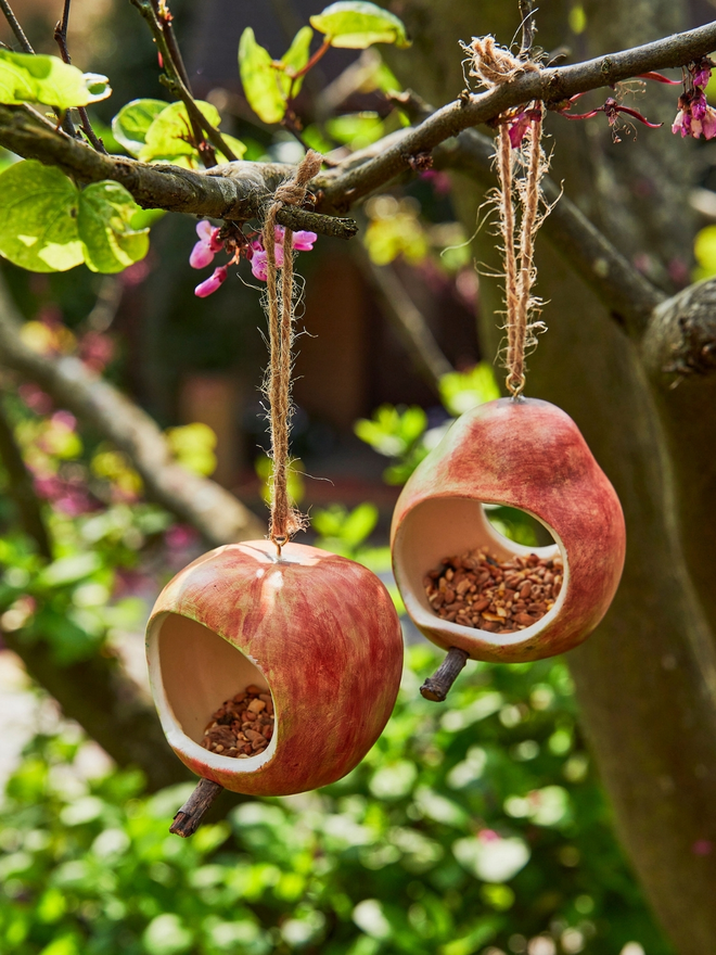 Pear Bird Feeder Pod