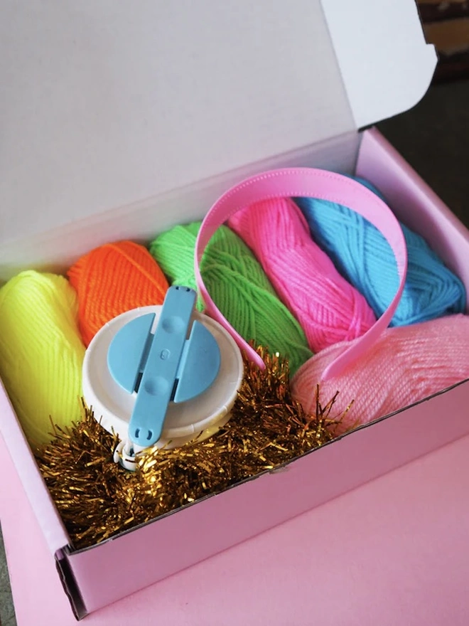 Tinsel Pom Pom Headband Kit