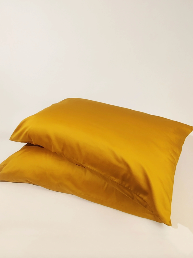 Honey Mustard Pillowcase. Deep yellow pillowcases.