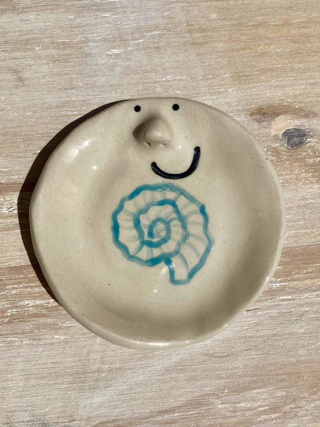 nautilus shell ceramic trinket tray