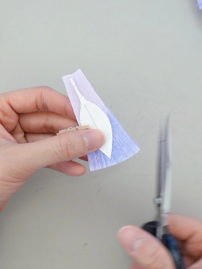 This is a process of making Crepe Paper Columbine Flower (Aquilegia).