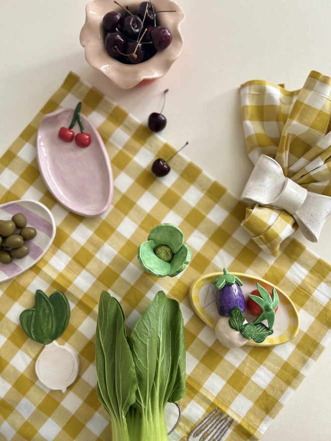 Lifestyle setting cherry dish
