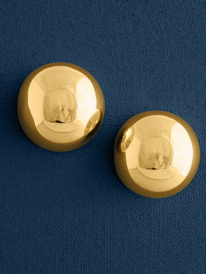 Loel Large Gold Polished Ball Earrings