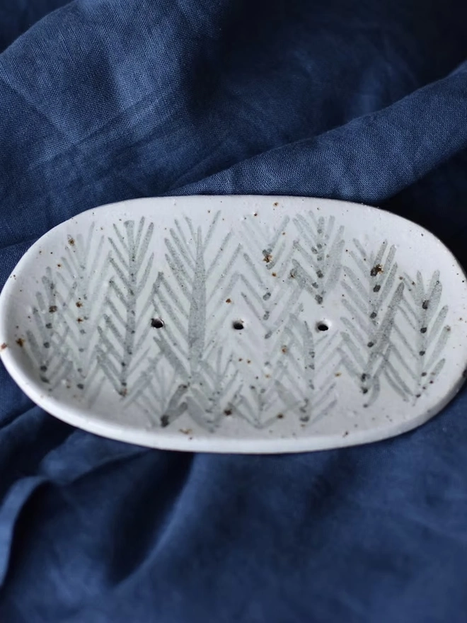 Oval Ceramic 'Rye' Soap Dish