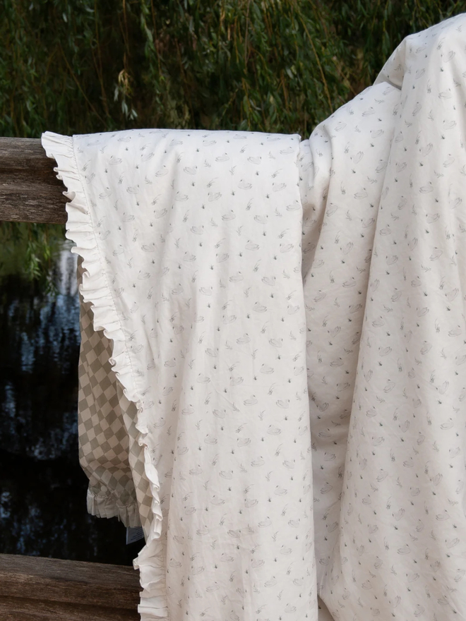 swan organic cotton duvet set