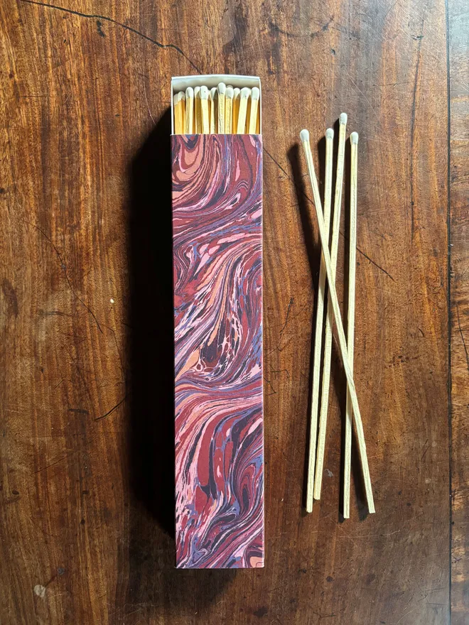 Marbled long matches purple