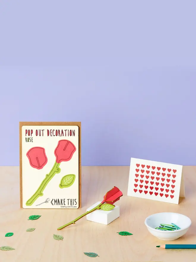 3D Stem Rose decoration and heart pattern greeting card and brown kraft envelope