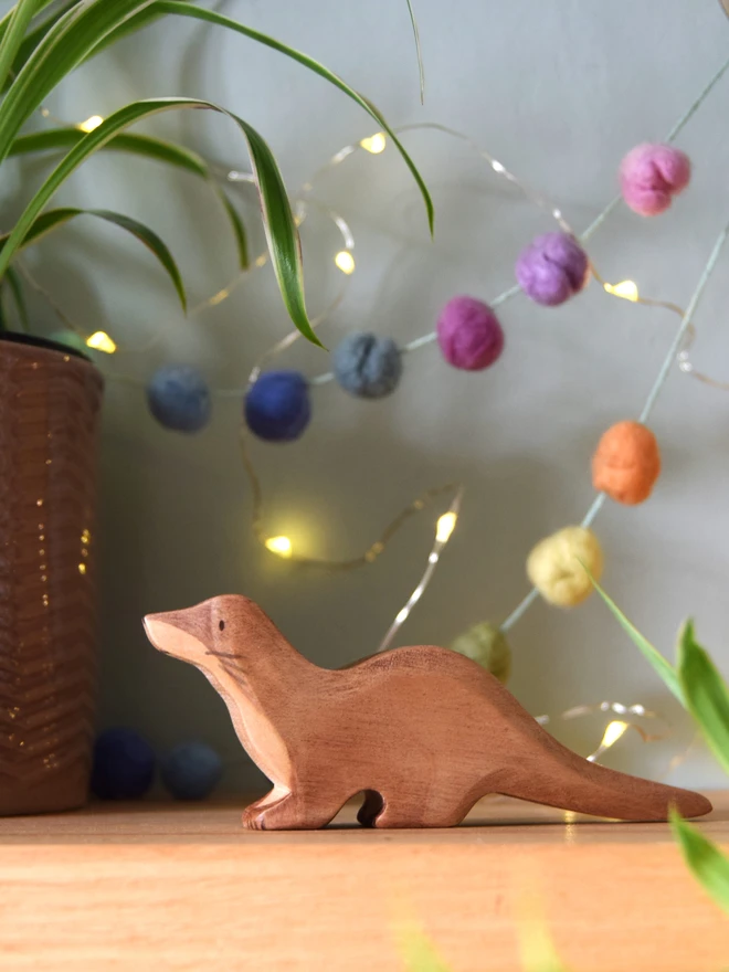  Wooden Swimming Otter Toy 