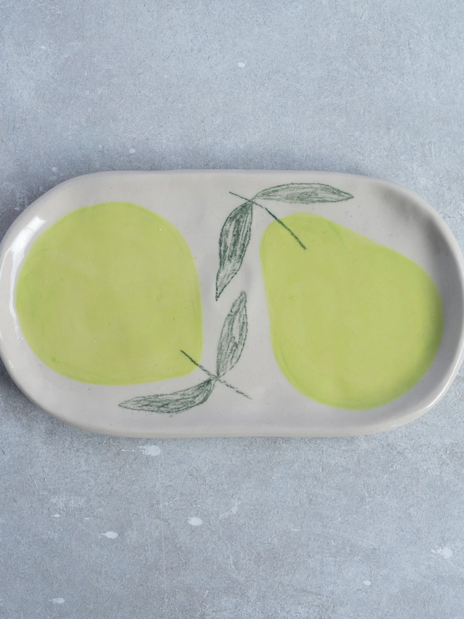 pear medium dish