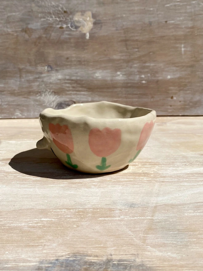 tulip ceramic pot - side