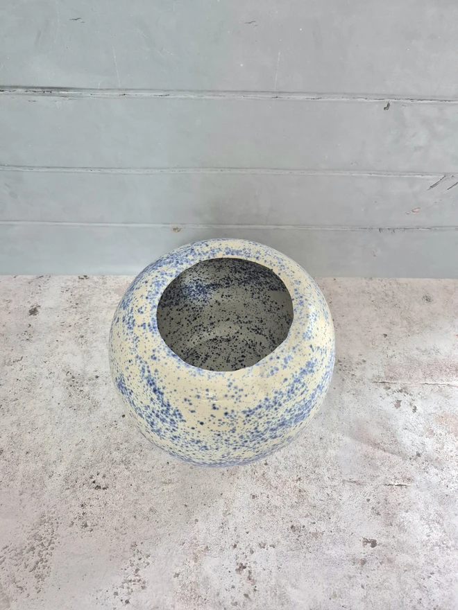 Blue speckled vase, large round vase, ceramic vase, moon vase, globe vase, ceramic gift, vase gift, Jenny Hopps Pottery, christmas vase gift