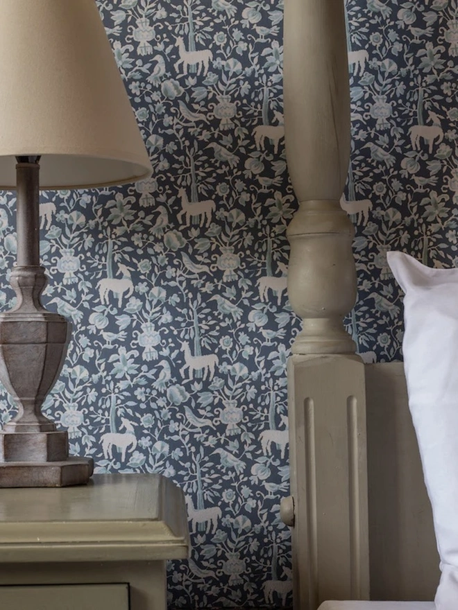 Mon Seul Desir In Dusty Blues Wallpaper