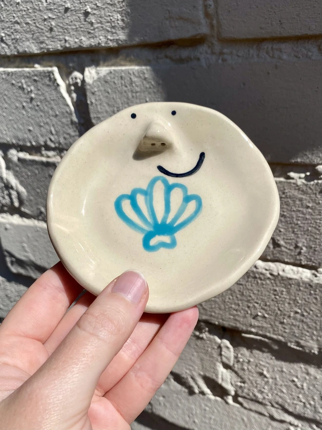 shell trinket tray