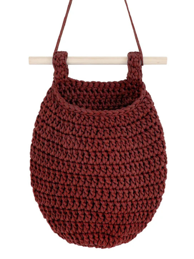 Zuri House. Large terracotta hanging basket.