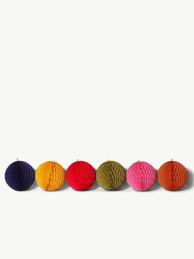 Honeycomb ball decoration