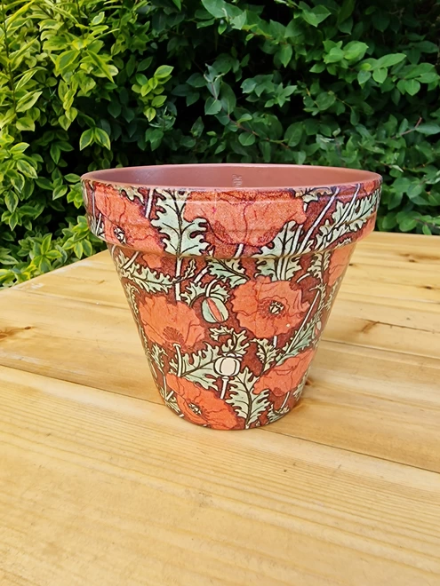 Art nouveau Poppy design Plant Pot suitable for indoor or outdoor use.  15 cm in diameter and 13.7 cm in height