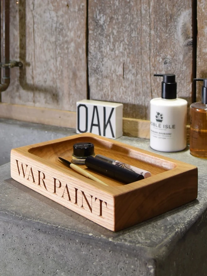 Personalised oak war paint tray