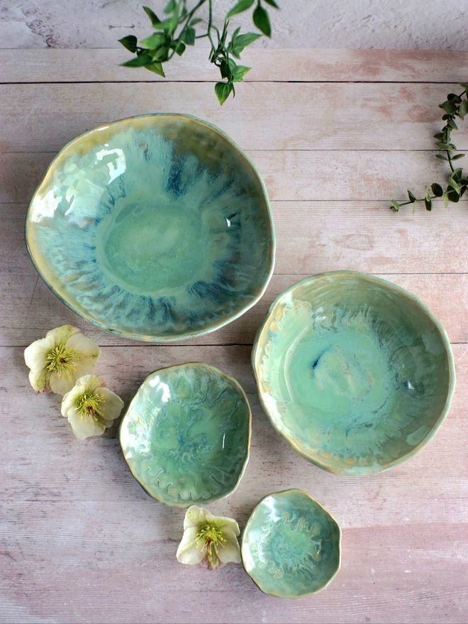 Green nesting bowls, ceramic nesting bowls, ceramic nesting set, set of bowls, Jenny Hopps Pottery