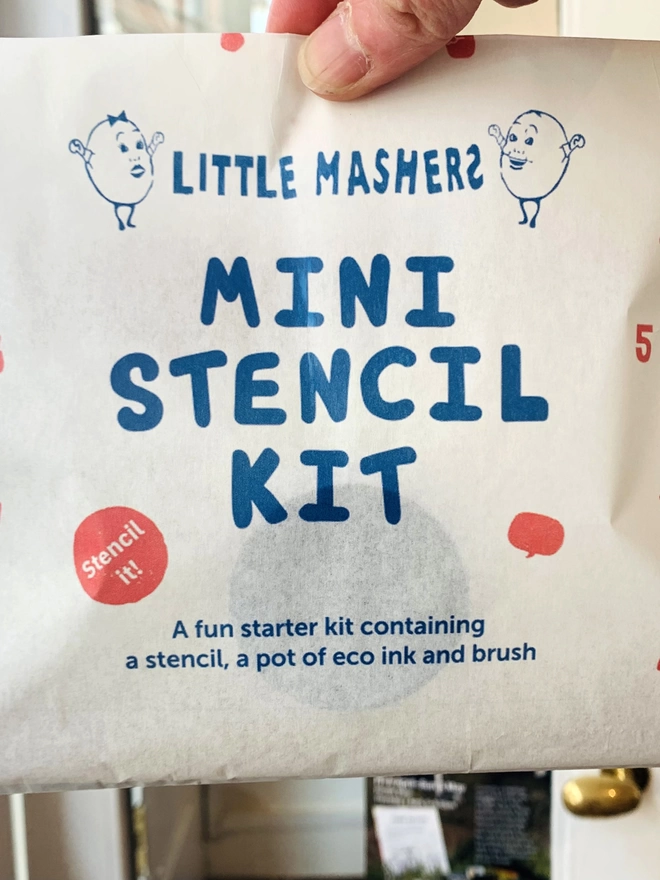 Mini stencil kit in party bag