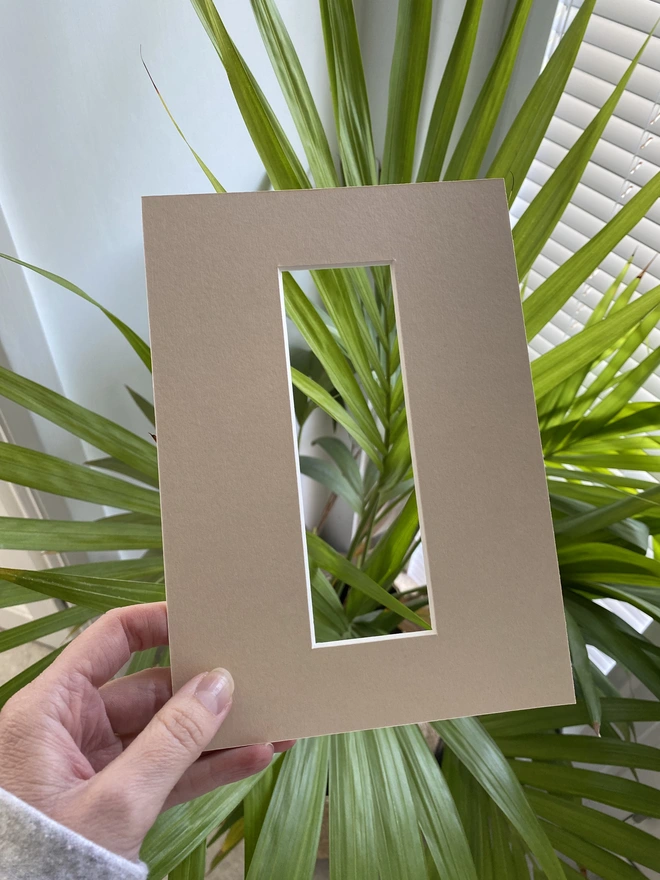 Beige A5 photo booth / photo strip mount