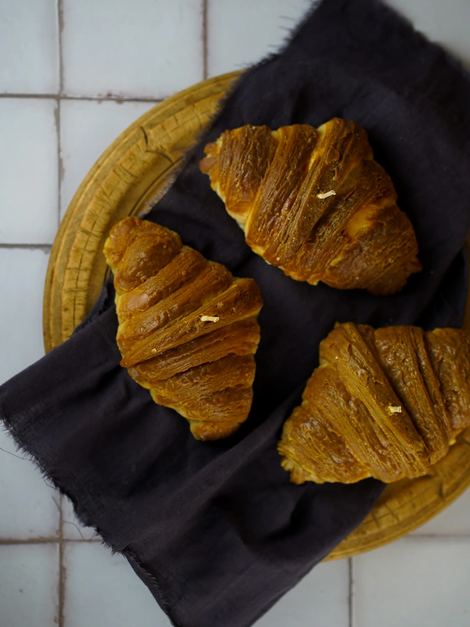 The Croissant Candle