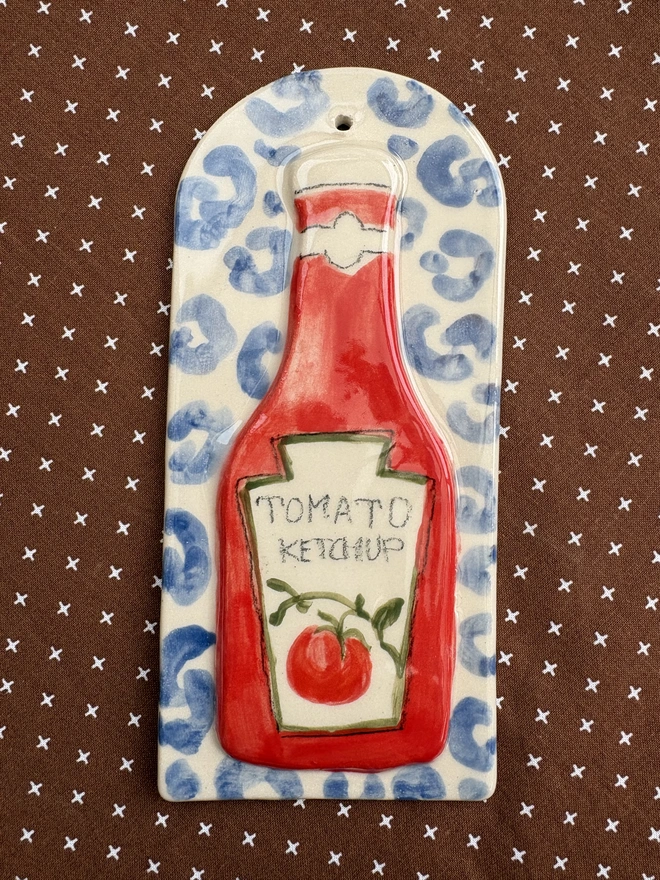 Mara Wanda ketchup wall hanging