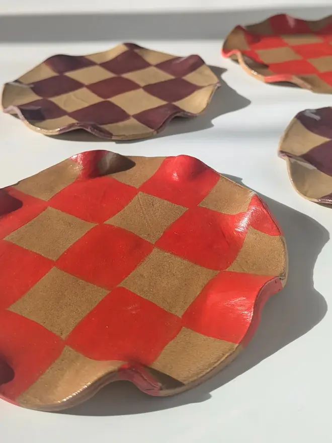 Burgundy Wavy Side Plates (Set of Four) 