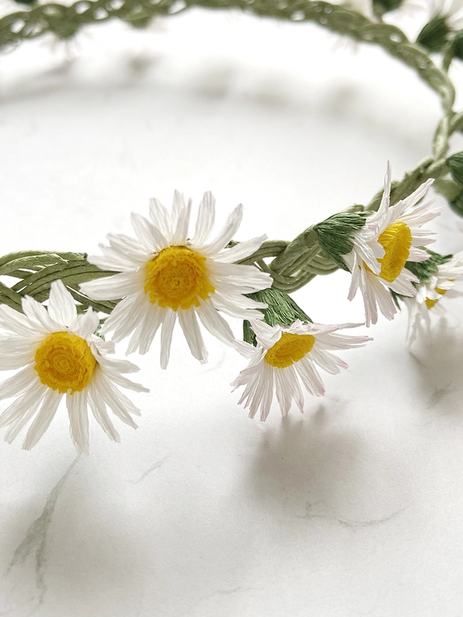 Crepe Paper Daisy Flower Crown Kit