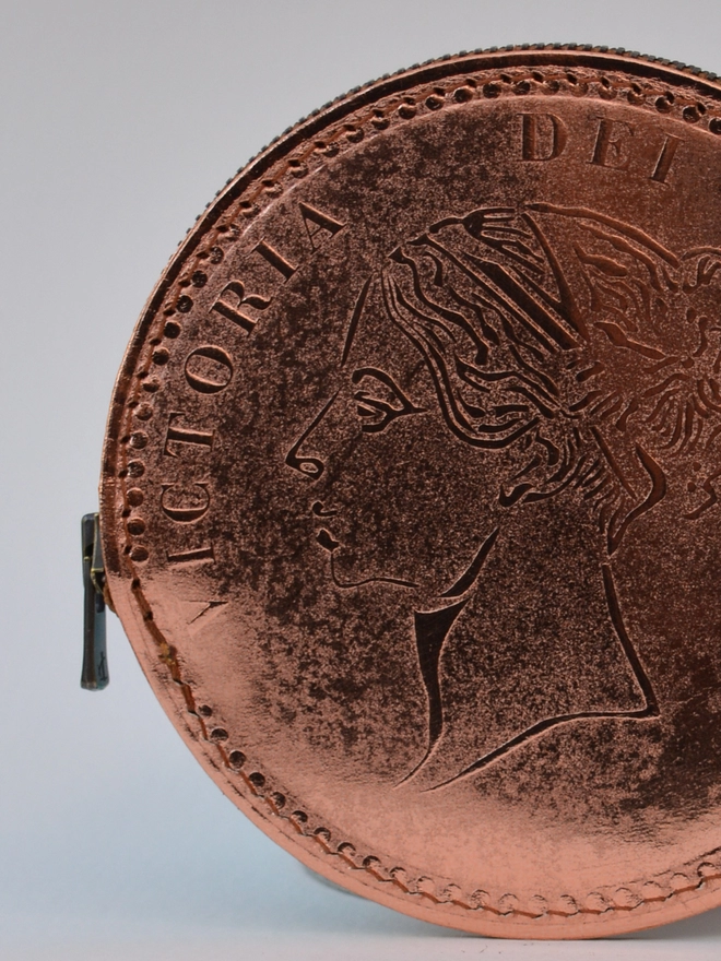 natthakur half penny copper coin queen victoria detail