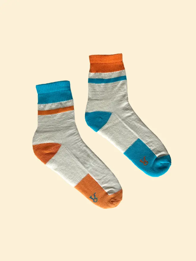 Merino socks with orange and blue stripes 