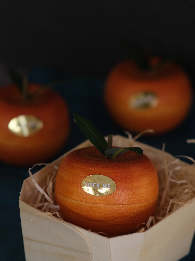 Christmas Clementine in a Wooden punnet