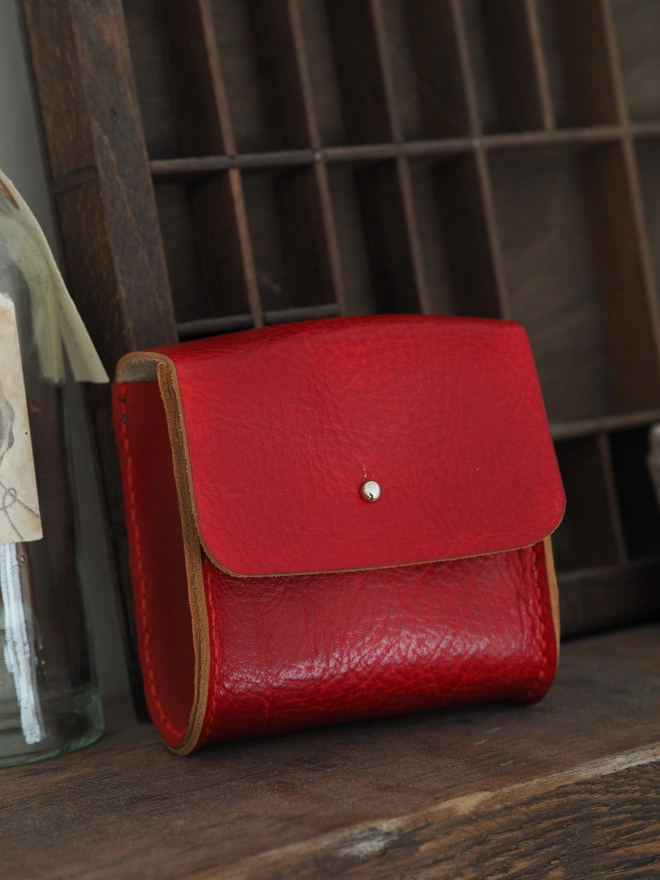 Leather Double Deck and Dice holder. A small leather case designed to carry 2 sets of playing cards and 6 dice.