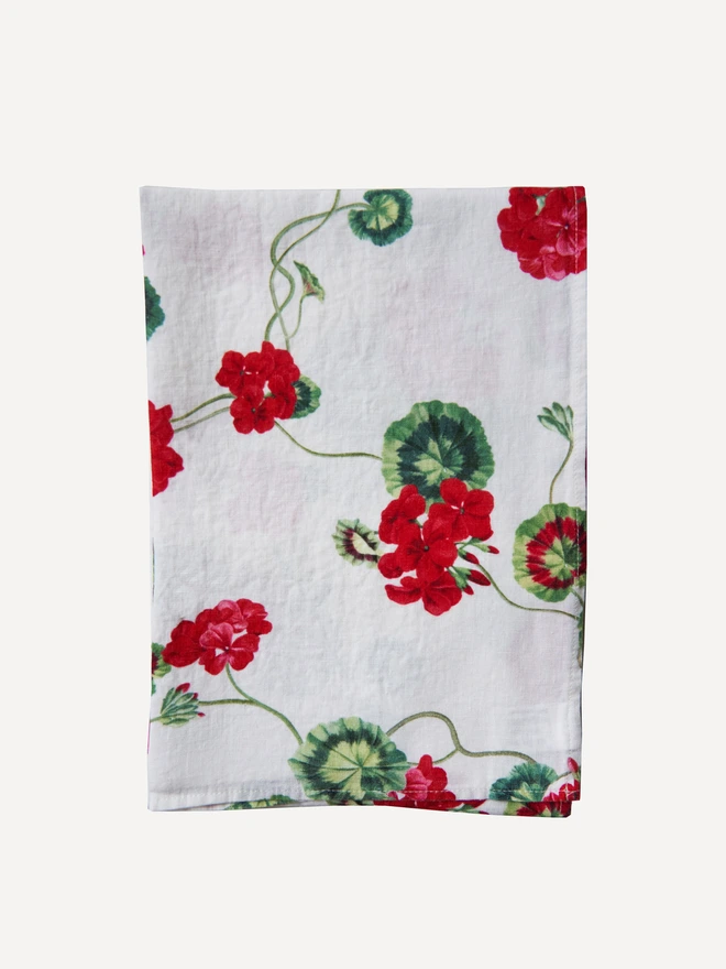 Linen printed with geraniums