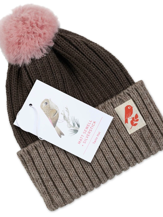 matt sewell twite bobble hat