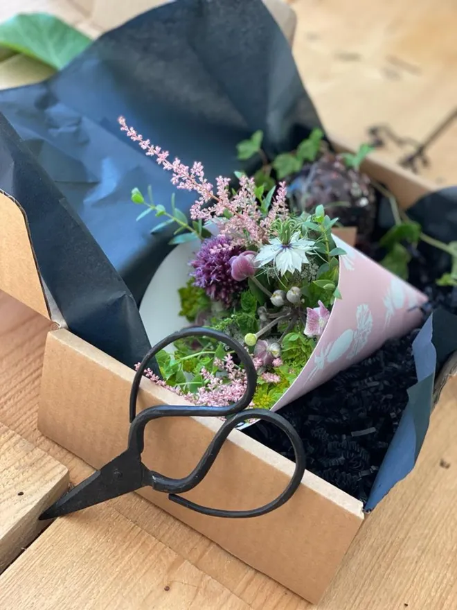 Flower posy packaging