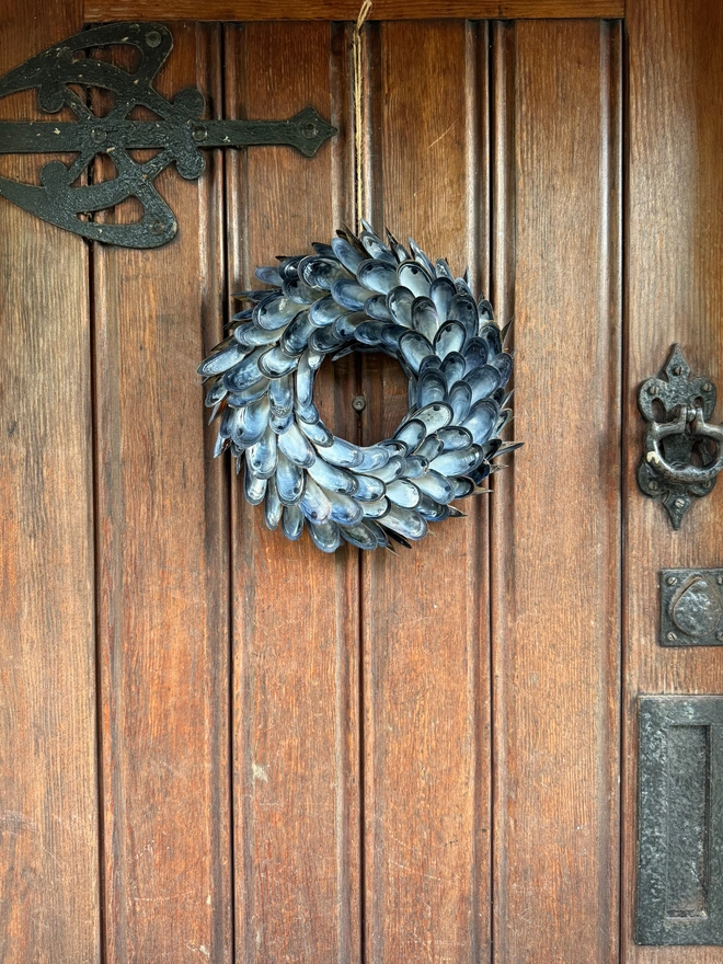  Small Mussel Shell Wreath