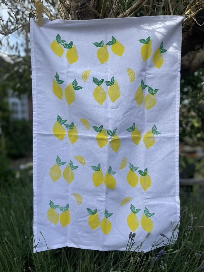 Bright yellow zesty lemon pattern with lemon slices and leaves as well