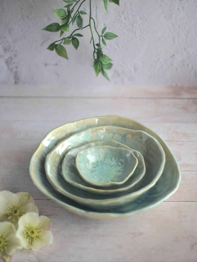 Green nesting bowls, ceramic nesting bowls, ceramic nesting set, set of bowls, Jenny Hopps Pottery