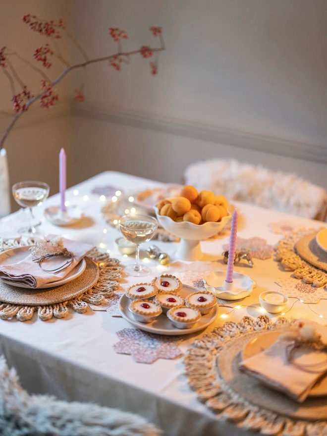 ceramic scalloped pedestal bowl
