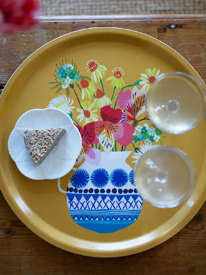 illustrated floral vase tray