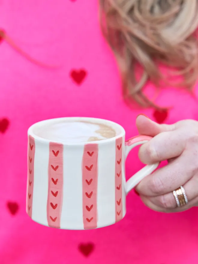 Ceramic stripe heart mug