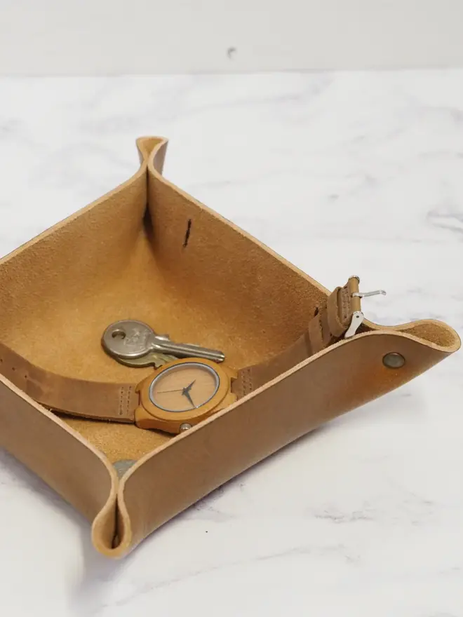 leather key tray side dish