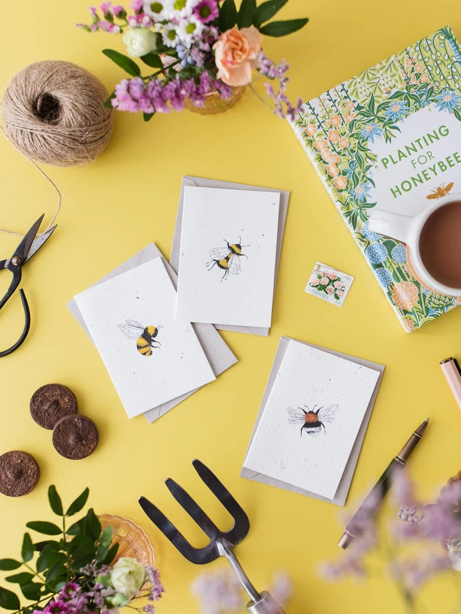 Bumblebee Plantable Notecard