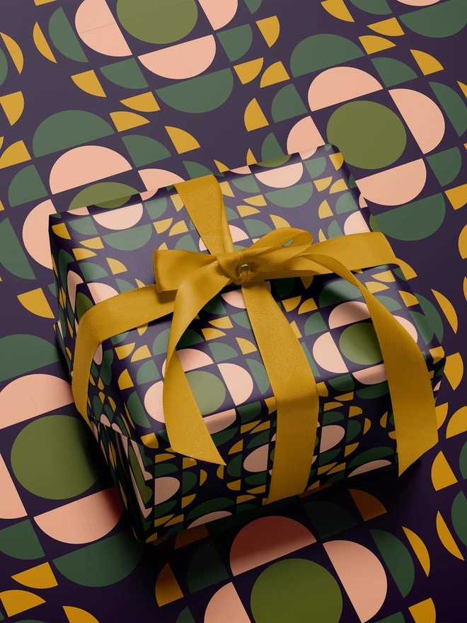 Storigraphic 70s Christmas Wrapping Paper