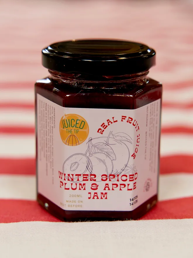 Winter spiced plum presreve