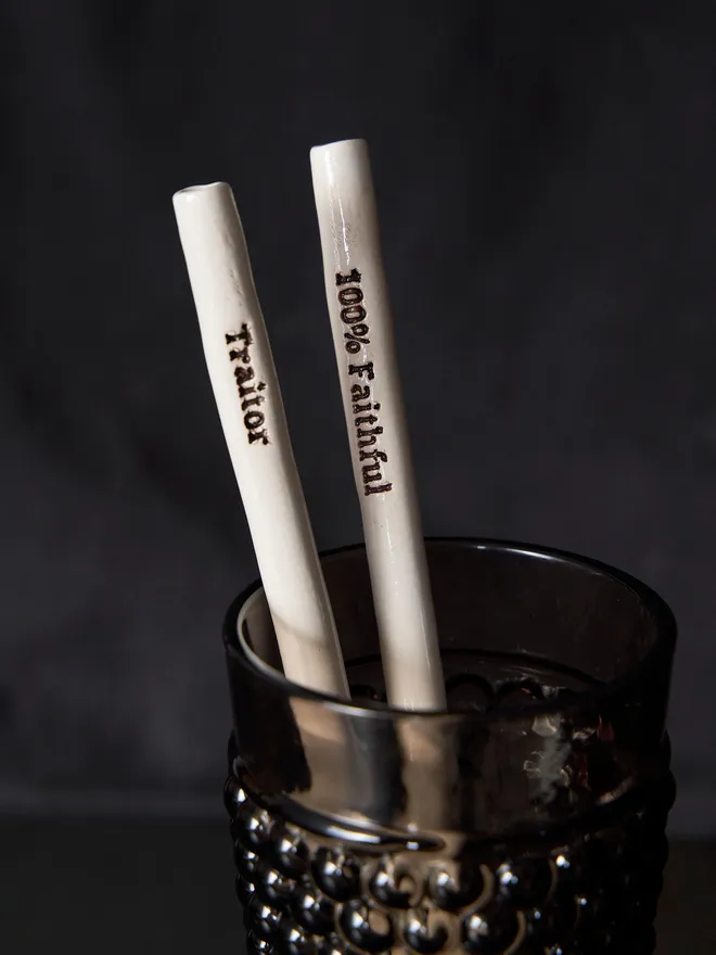 Traitors ceramic straw